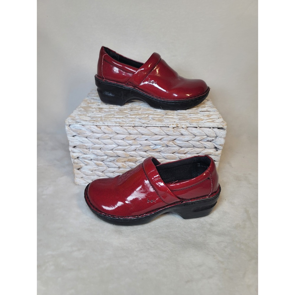 BOC Born Red Patent Clogs Slip On Shoes Medical Nurse Size 7/38 Platform Wedge